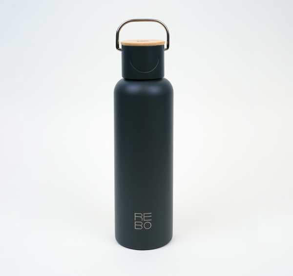 https://www.rebo-bottle.com/cdn/shop/products/1_744522f9-9138-4e4e-8988-693d164d45a5_grande.png?v=1673884961